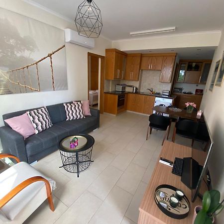 2 Bedroom Apartment, Zygos Centre Block D - By Imh Travel & Tours Пафос Экстерьер фото