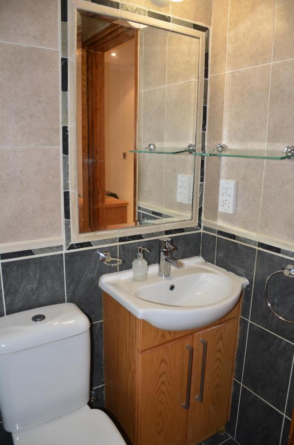 2 Bedroom Apartment, Zygos Centre Block D - By Imh Travel & Tours Пафос Экстерьер фото