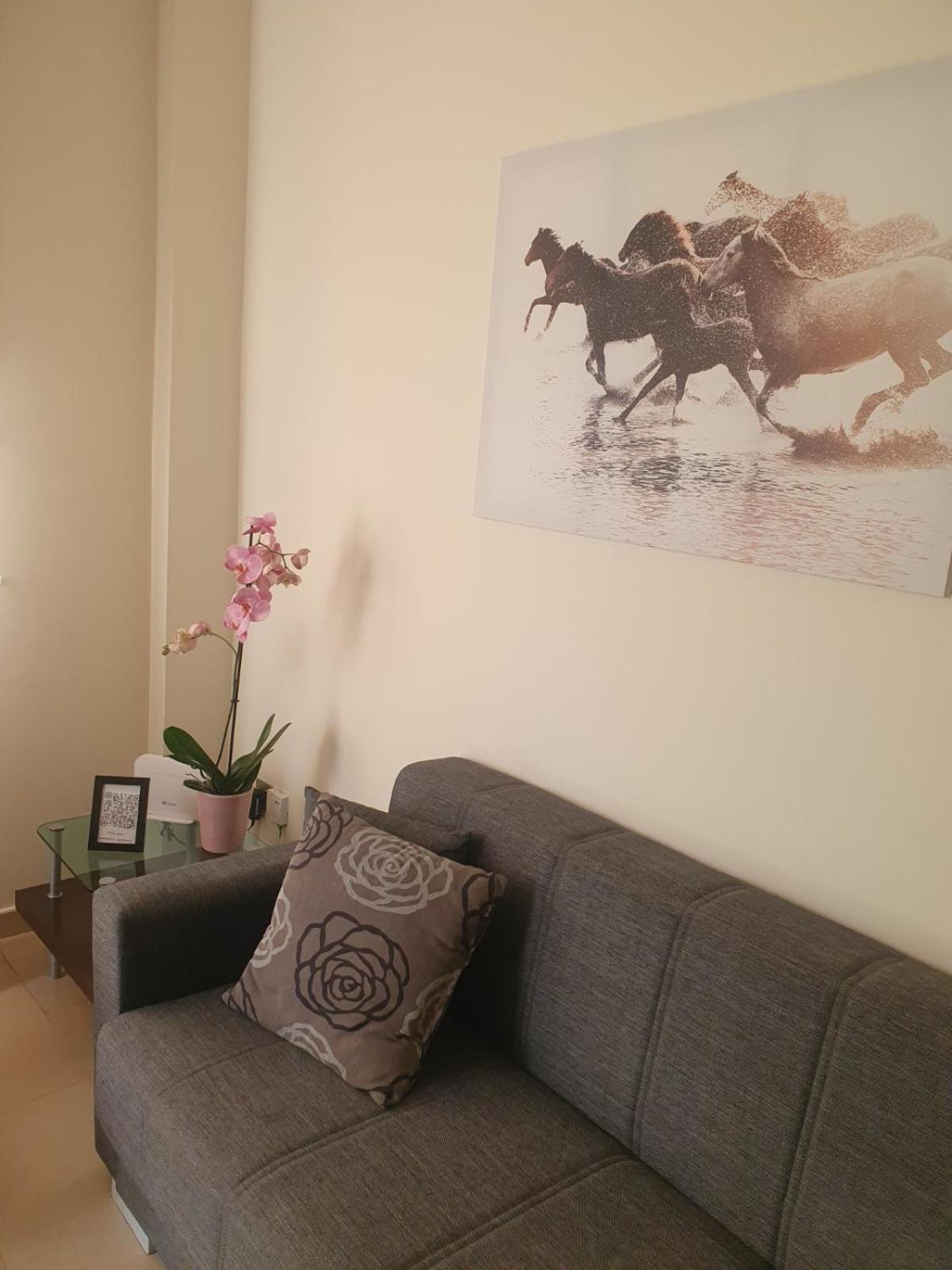 2 Bedroom Apartment, Zygos Centre Block D - By Imh Travel & Tours Пафос Экстерьер фото