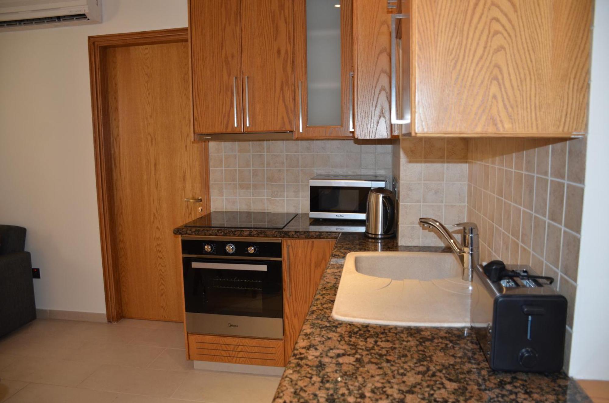 2 Bedroom Apartment, Zygos Centre Block D - By Imh Travel & Tours Пафос Экстерьер фото