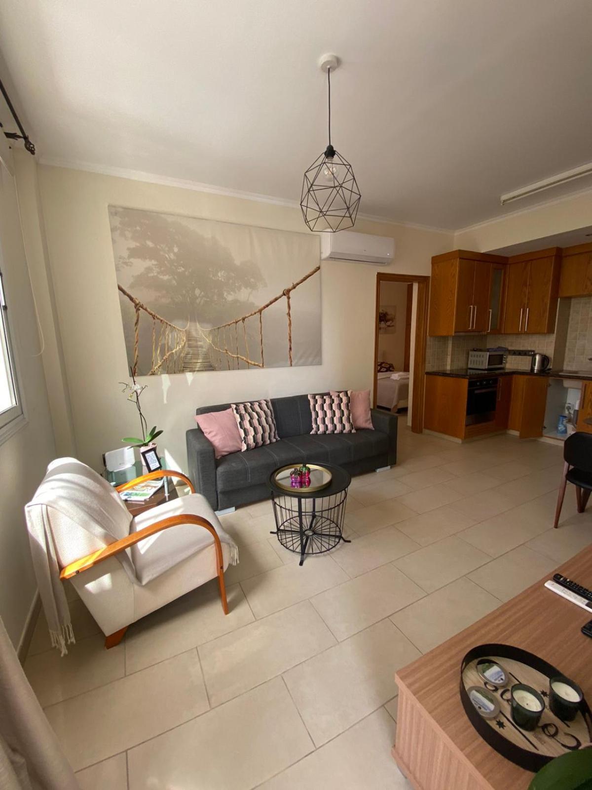 2 Bedroom Apartment, Zygos Centre Block D - By Imh Travel & Tours Пафос Экстерьер фото