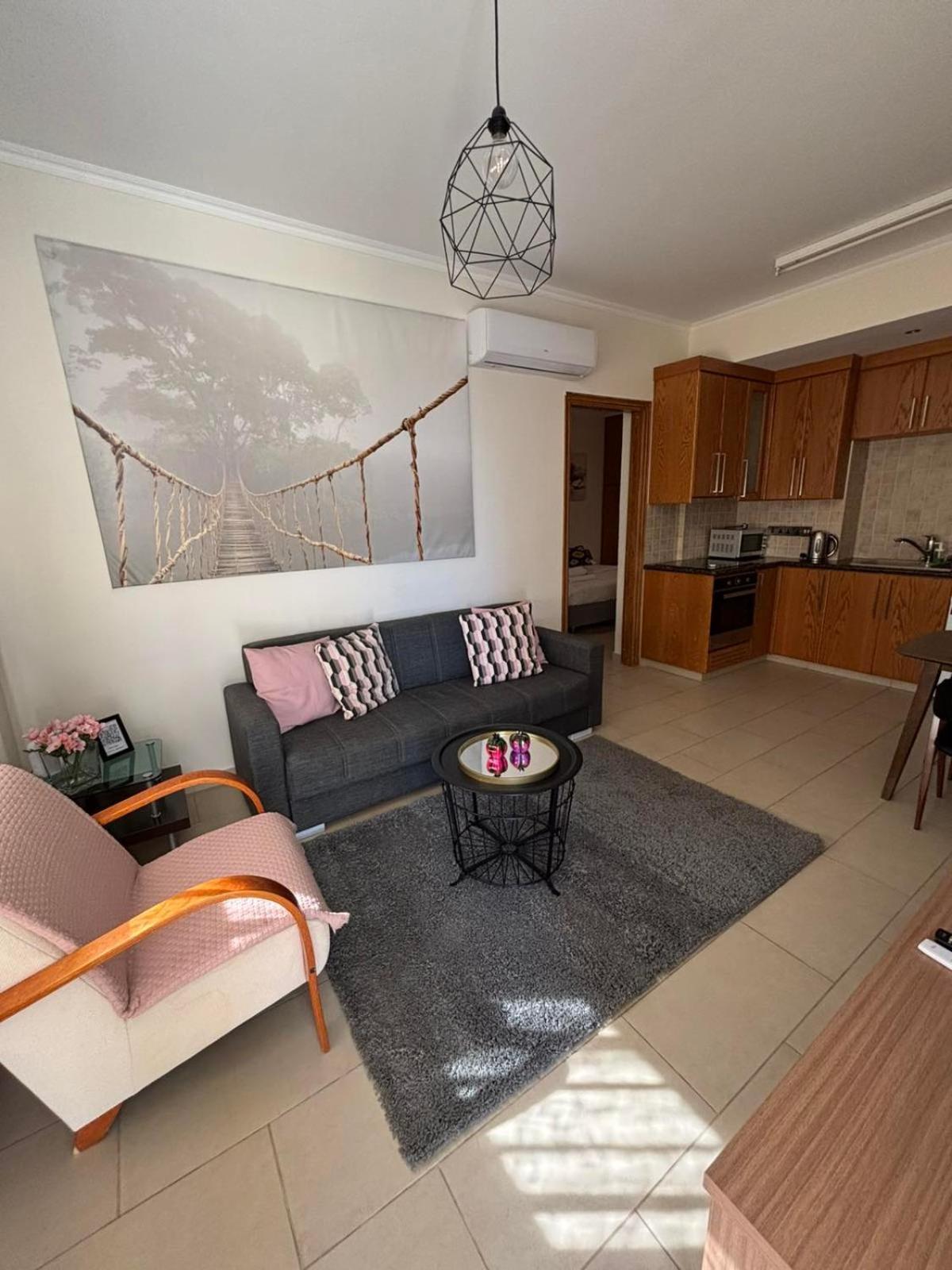 2 Bedroom Apartment, Zygos Centre Block D - By Imh Travel & Tours Пафос Экстерьер фото